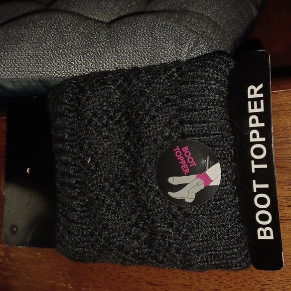 😁2/$8  Or 3/$12 BUNDLE Wedze Hat &NW BootToppers - Picture 9 of 12